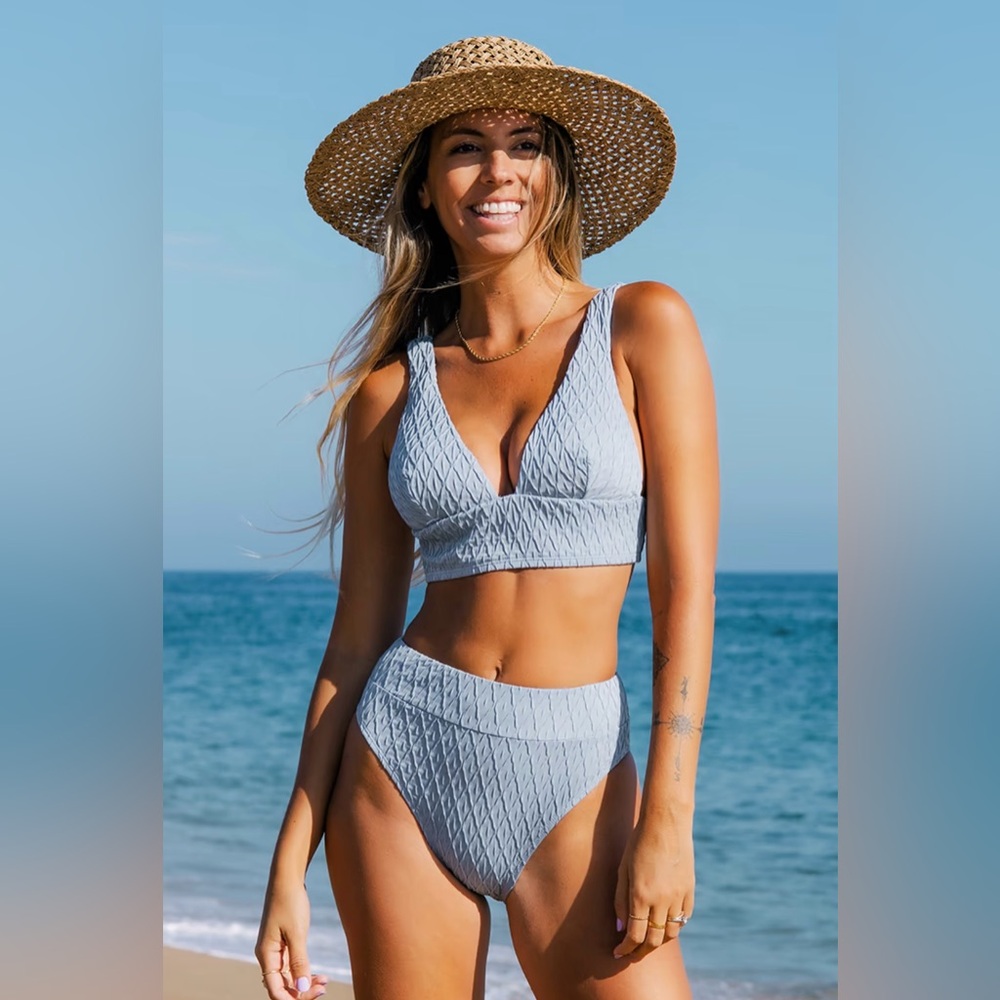 Cupshe Light Blue Textured High-Waist Bikini Set